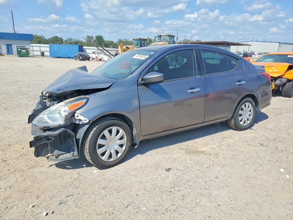 2017 NISSAN VERSA 1.6 SV - 1