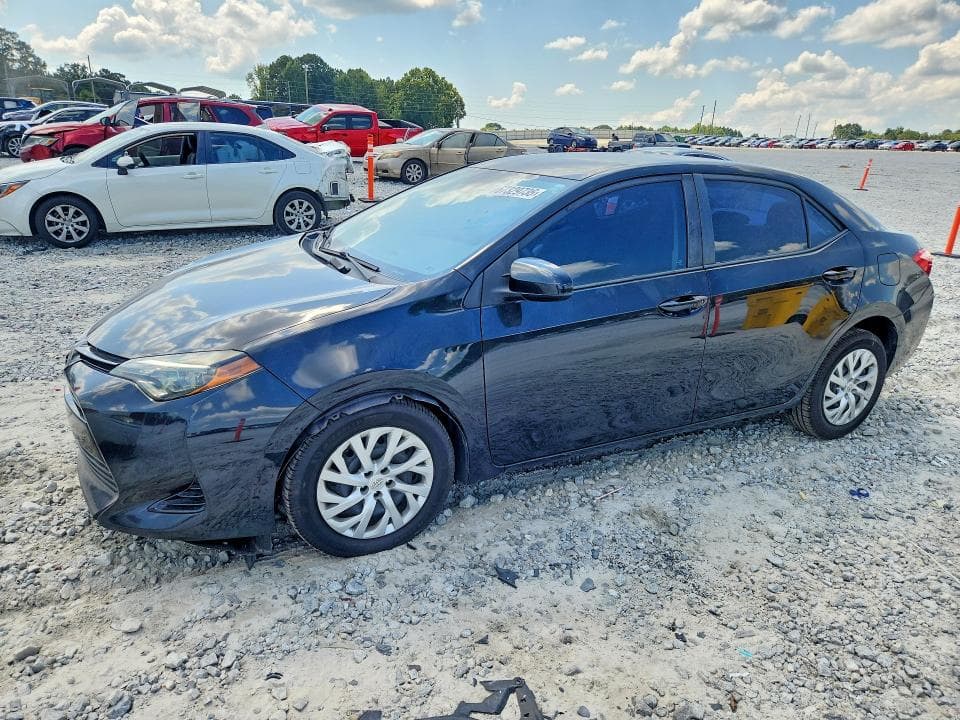 2018 TOYOTA COROLLA LE - 1