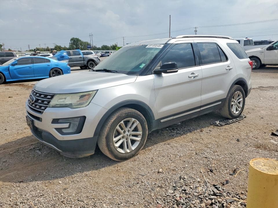 2017 FORD EXPLORER XLT - 1