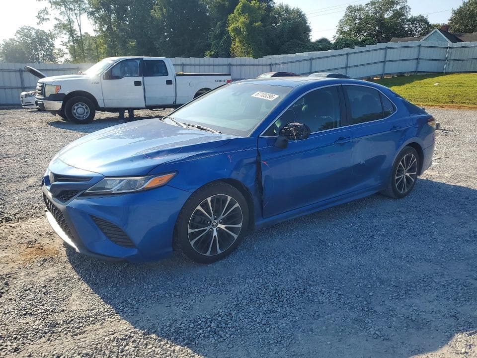 2020 TOYOTA CAMRY SE - 1