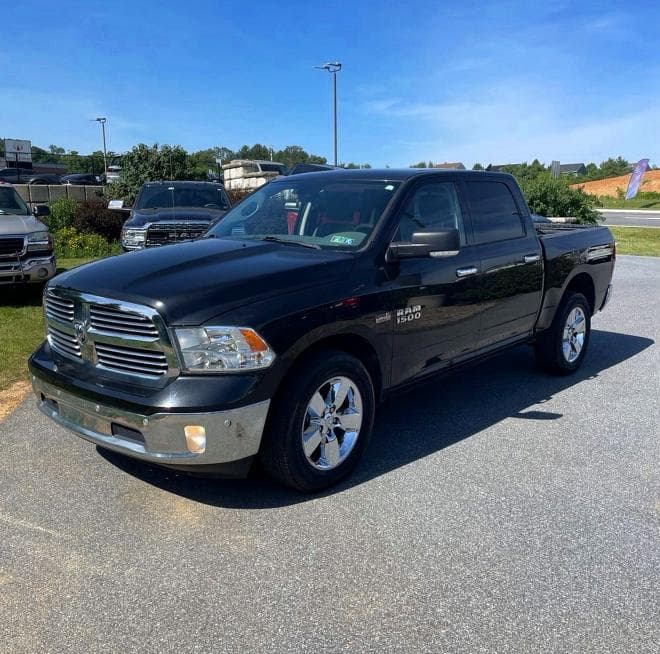 2018 RAM 1500 SLT - 1