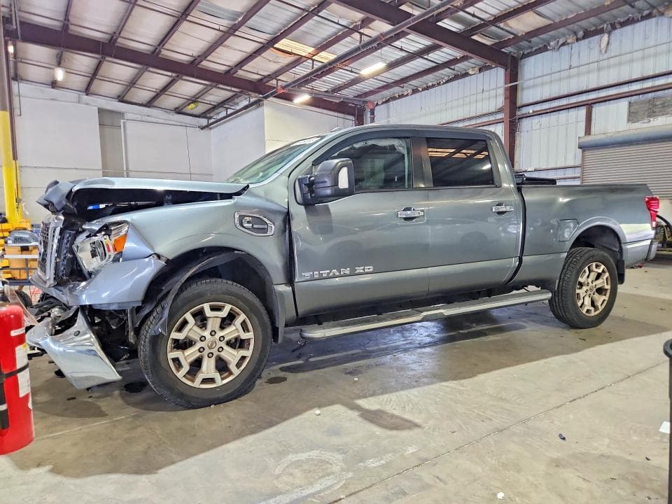 2017 NISSAN TITAN XD SV - 1