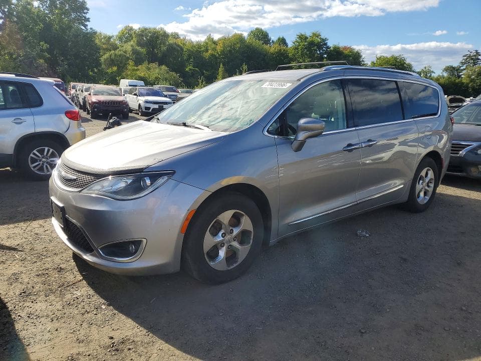 2017 CHRYSLER PACIFICA TOURING L PLUS - 1