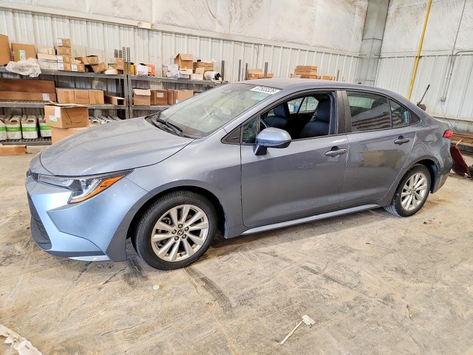 2024 TOYOTA COROLLA LE - 1