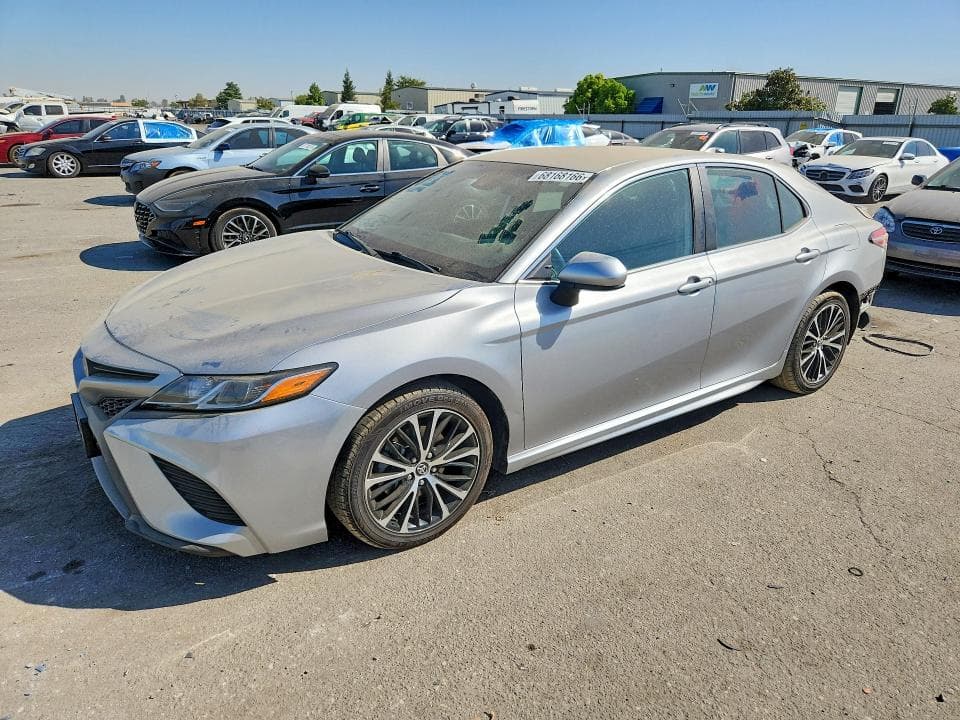 2020 TOYOTA CAMRY SE - 1