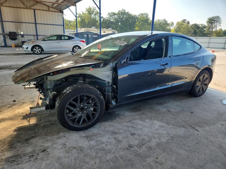 2025 TESLA MODEL 3 - 1