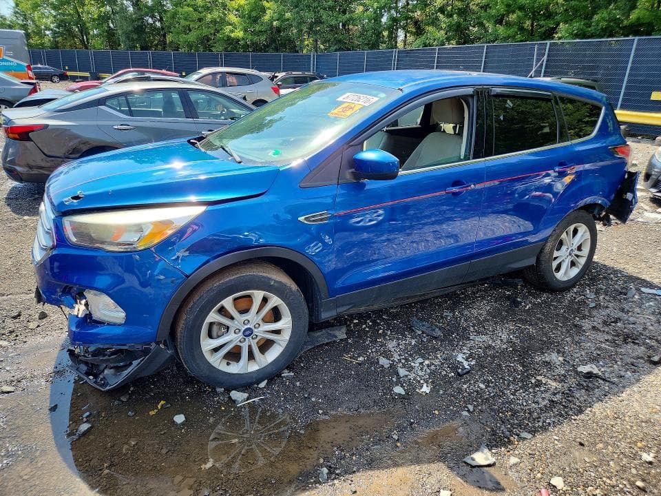 2017 FORD ESCAPE SE - 1