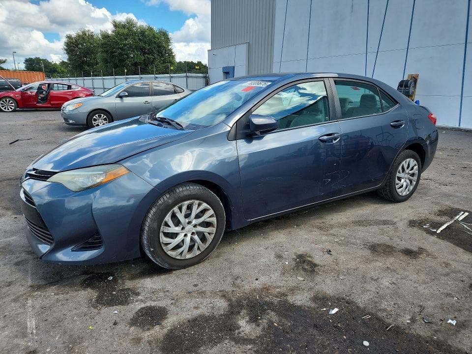 2017 TOYOTA COROLLA LE - 1
