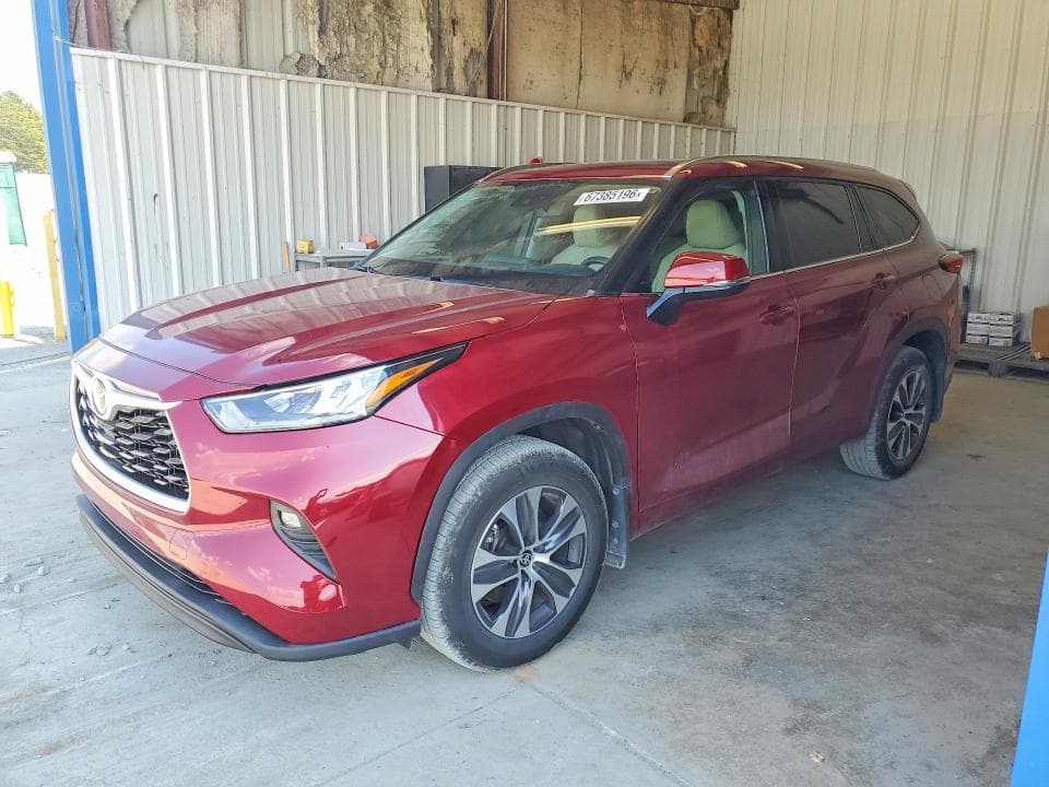 2020 TOYOTA HIGHLANDER XLE - 1