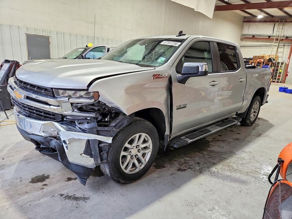 2020 CHEVROLET SILVERADO K1500 LT - 1