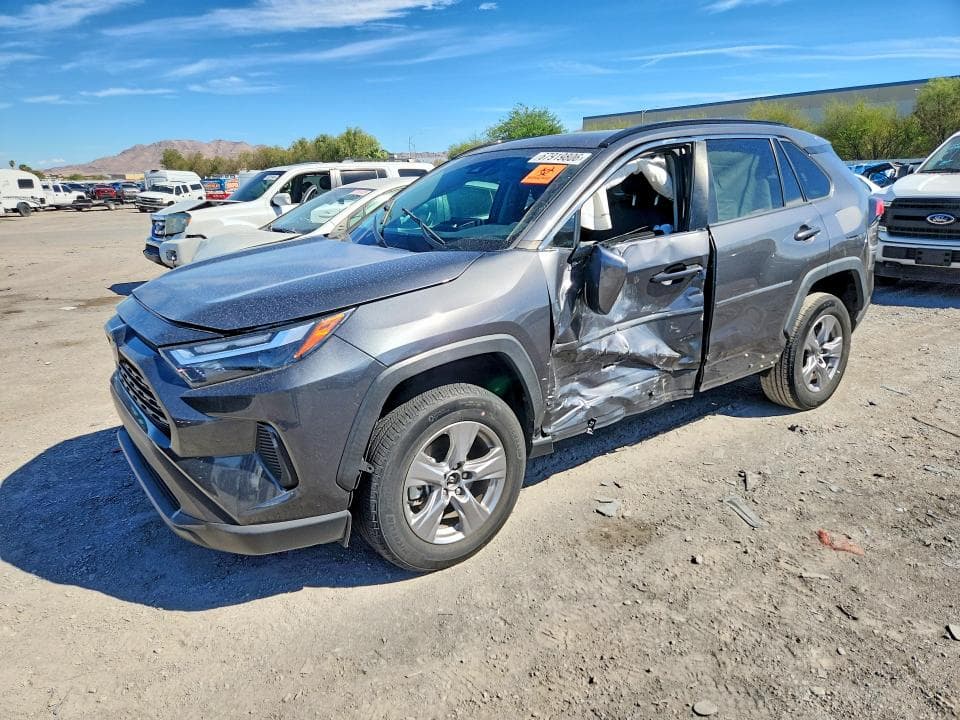 2024 TOYOTA RAV4 XLE - 1