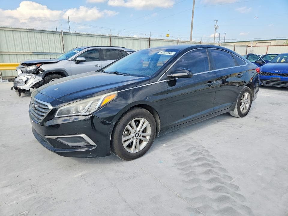 2017 HYUNDAI SONATA SE - 1