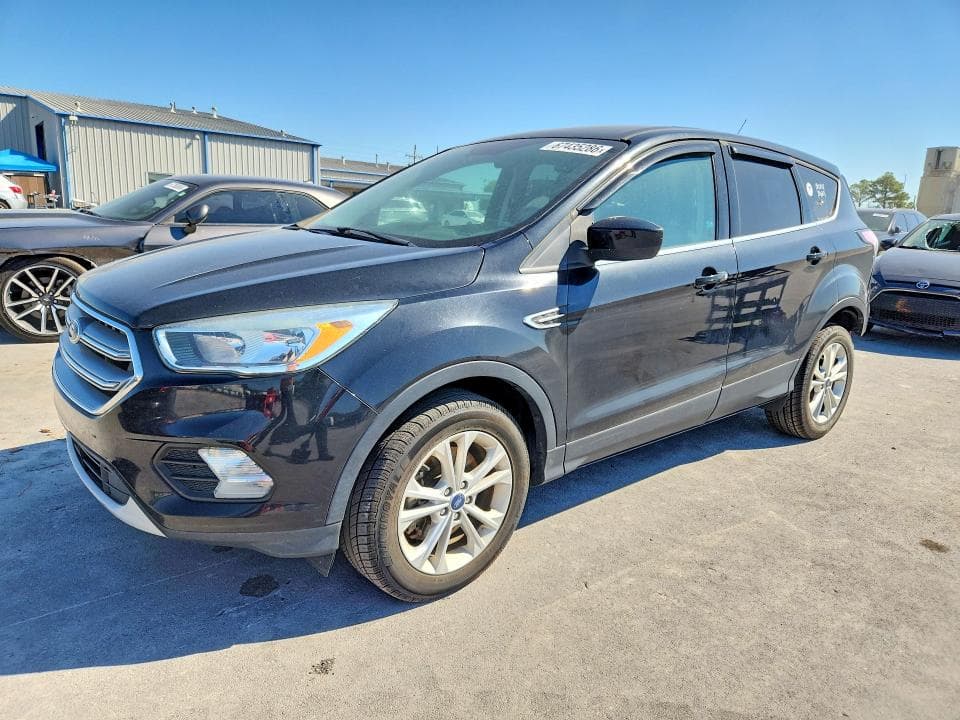 2017 FORD ESCAPE SE - 1