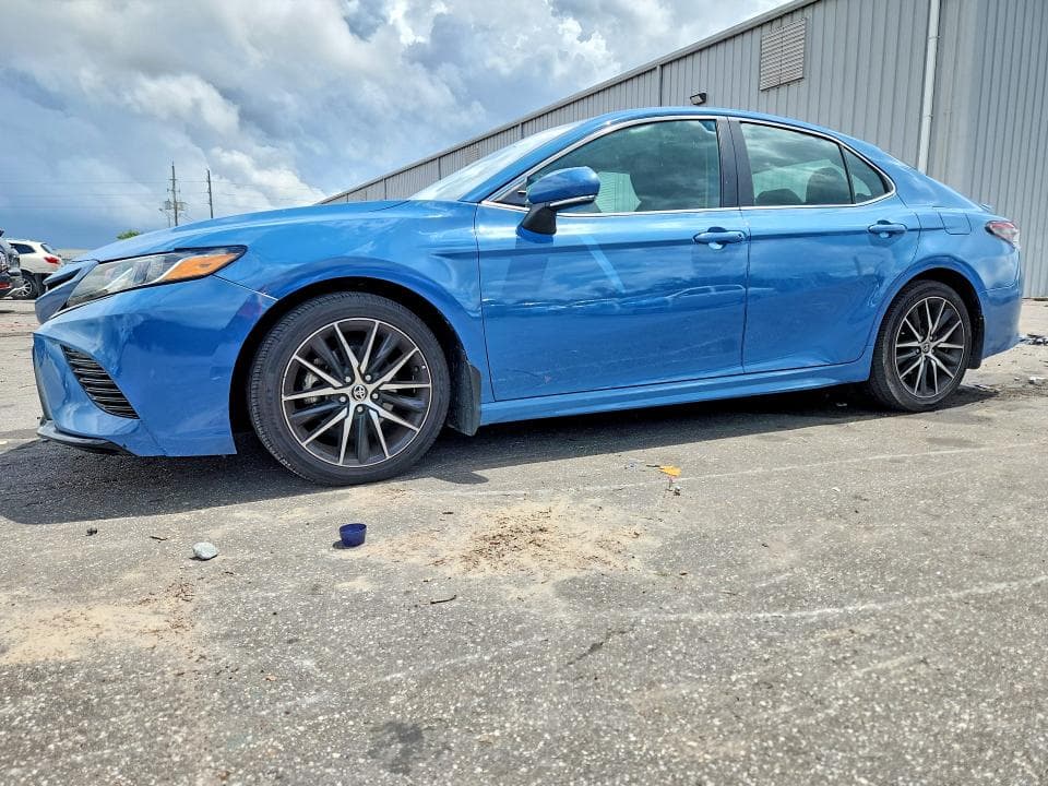 2023 TOYOTA CAMRY SE - 1