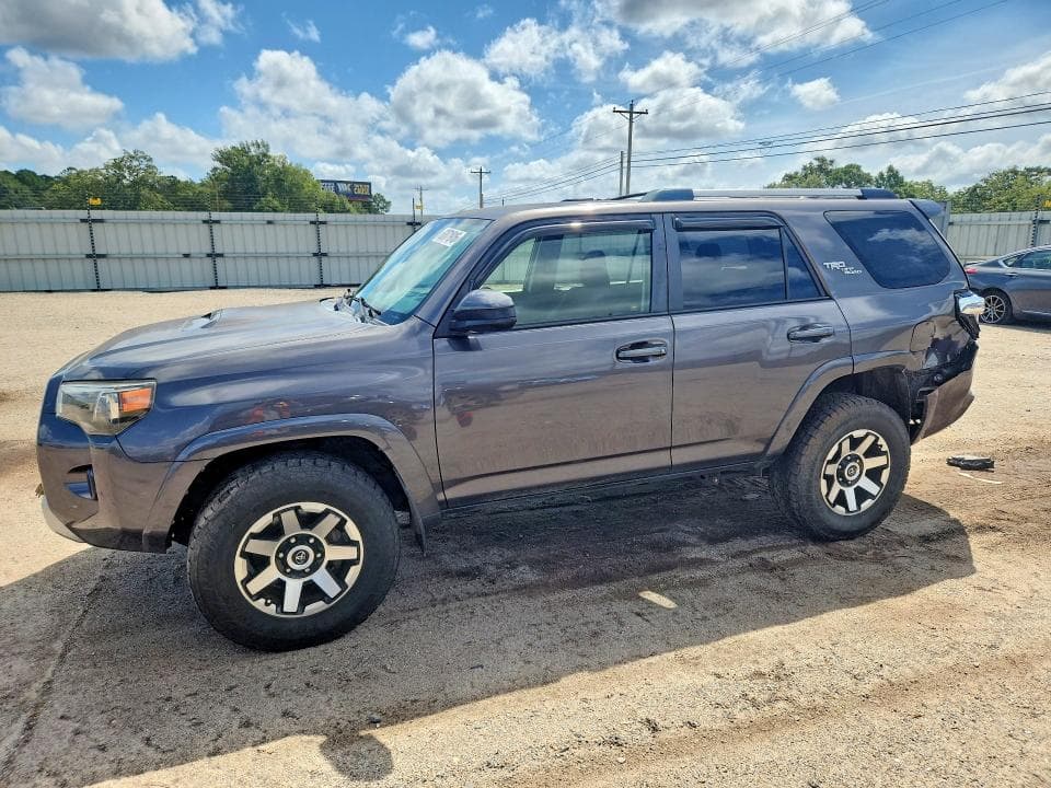 2018 TOYOTA 4RUNNER TRD OFF-ROAD - 1