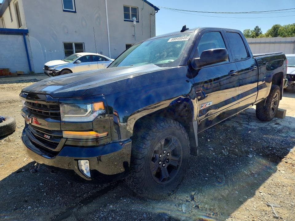 2017 CHEVROLET SILVERADO K1500 LT - 1