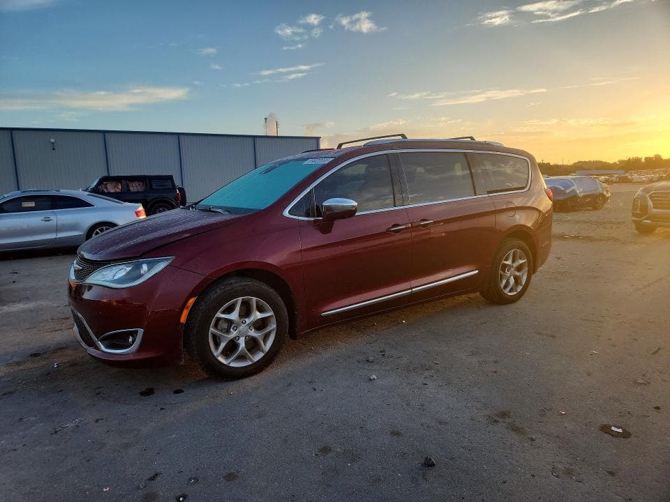 2017 CHRYSLER PACIFICA LIMITED - 1