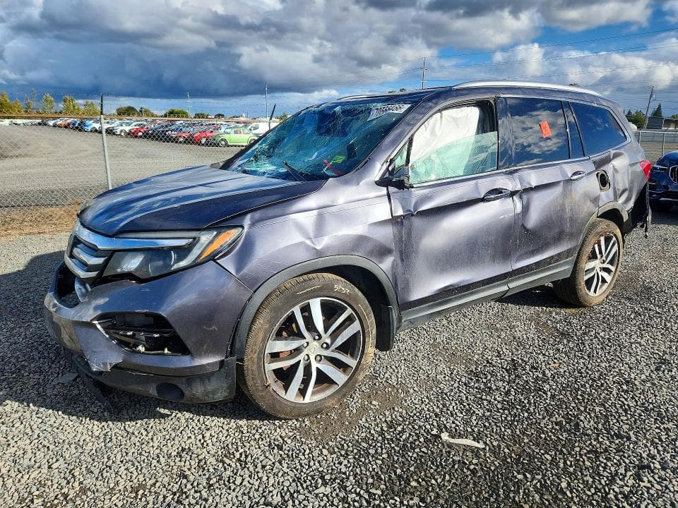2017 HONDA PILOT TOURING - 1