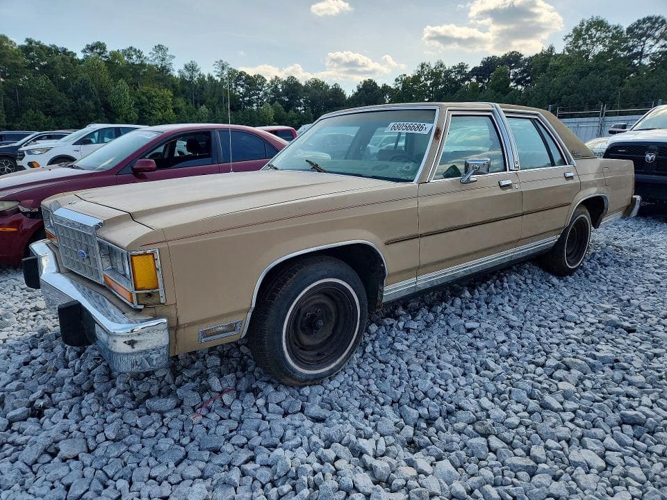 1985 FORD LTD CROWN VICTORIA - 1