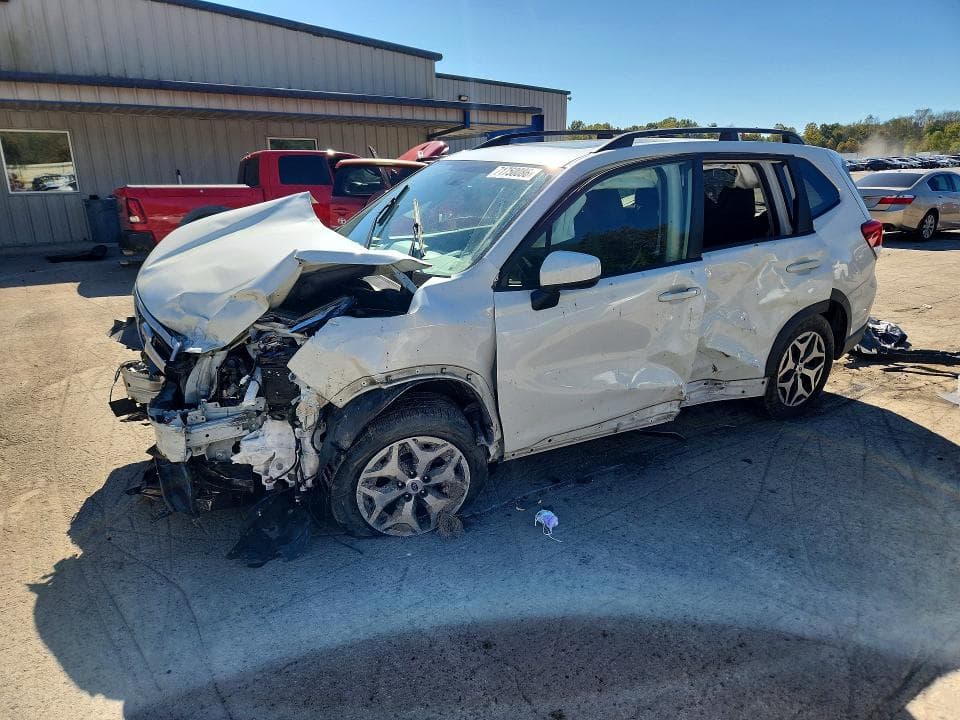 2019 SUBARU FORESTER PREMIUM - 1