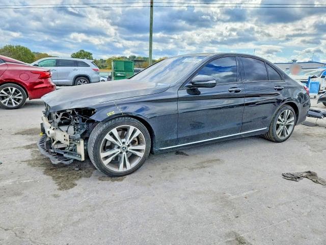 2017 MERCEDES-BENZ C 300 - 1