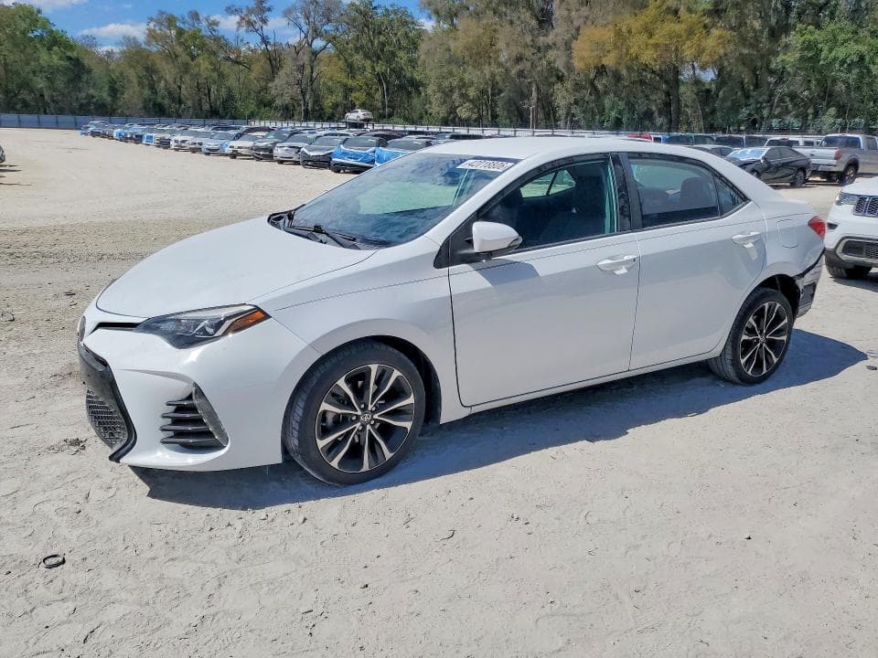 2018 TOYOTA COROLLA SE - 1