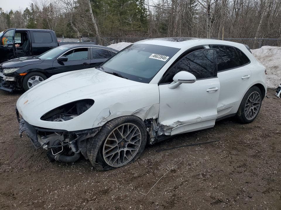 2018 PORSCHE MACAN - 1