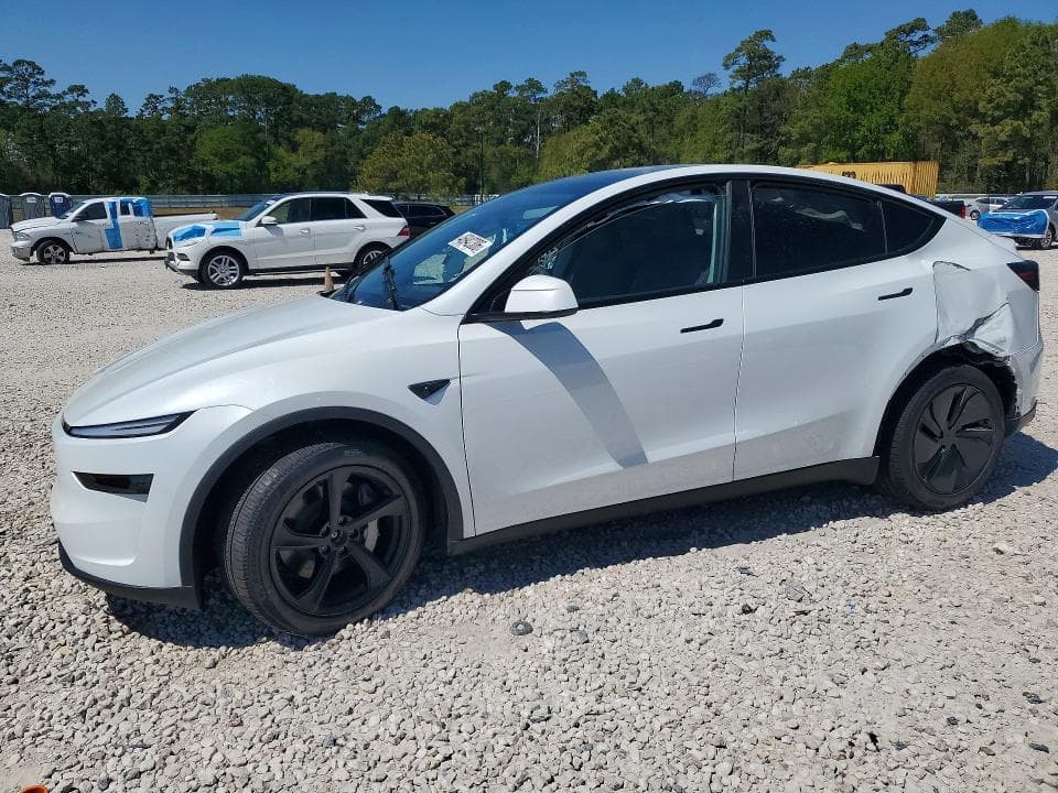 2026 TESLA MODEL Y - 1