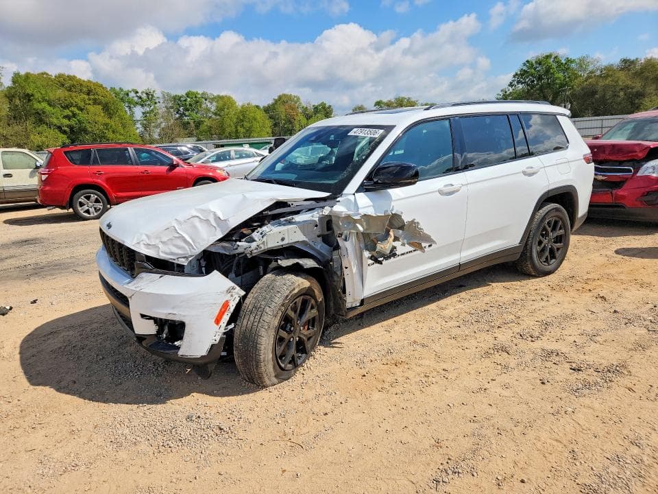2024 JEEP GRAND CHEROKEE L LAREDO - 1
