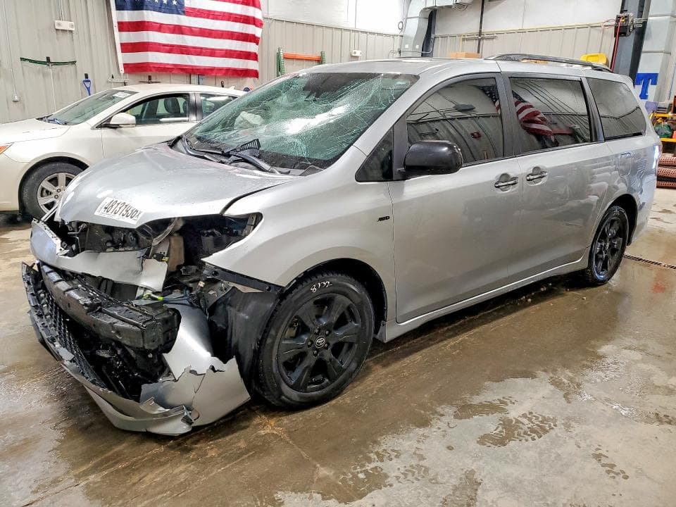 2020 TOYOTA SIENNA SE 7-PASSENGER SE 7-PASSENGER - 1