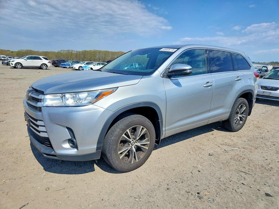 2017 TOYOTA HIGHLANDER LE LE - 1