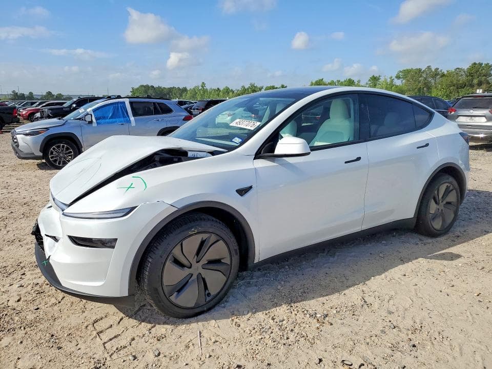 2026 TESLA MODEL Y