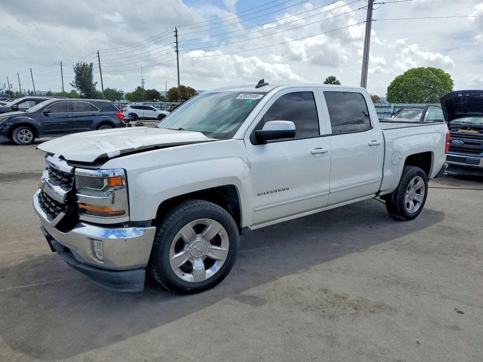 2018 CHEVROLET SILVERADO C1500 LT - 1