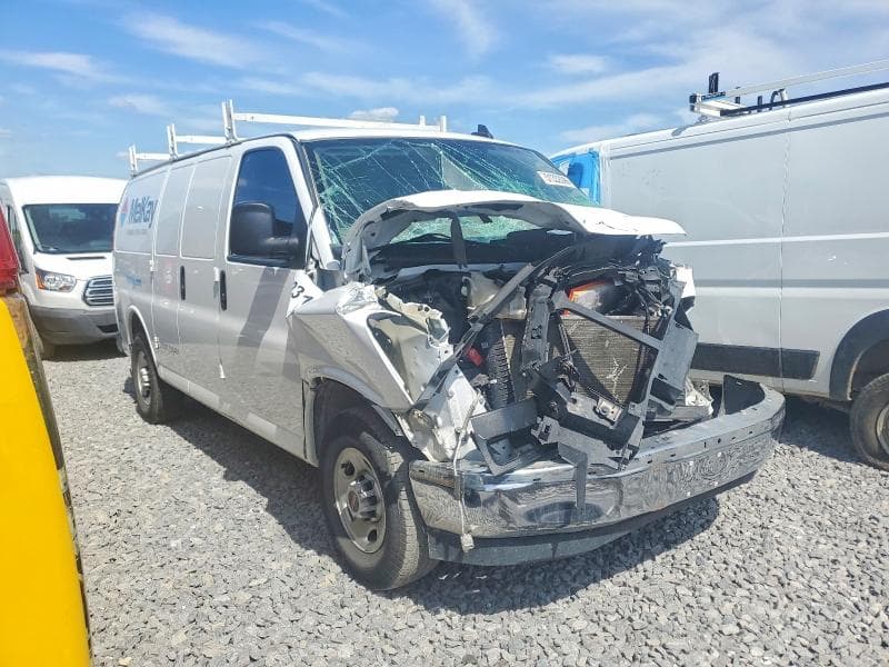 2023 GMC SAVANA G2500 - 1