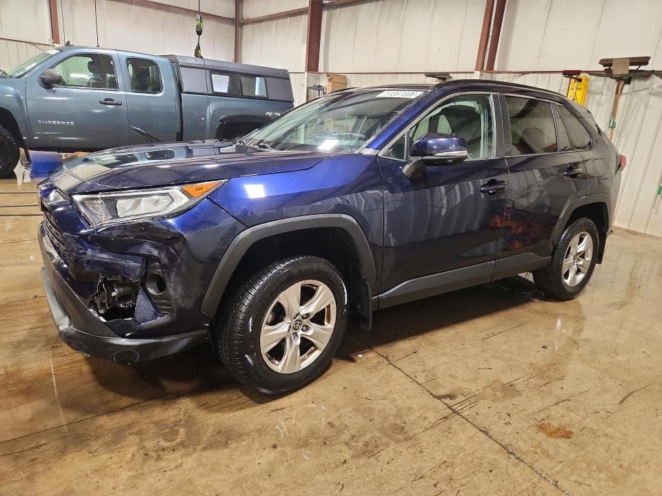 2021 TOYOTA RAV4 XLE - 1