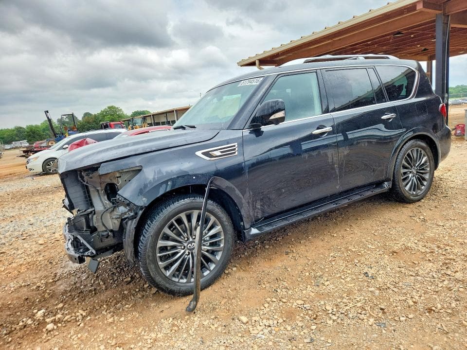 2023 INFINITI QX80 LUXE - 1