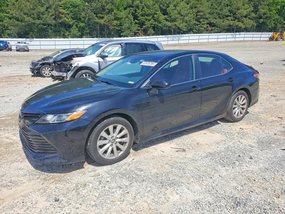 2018 TOYOTA CAMRY LE LE - 1