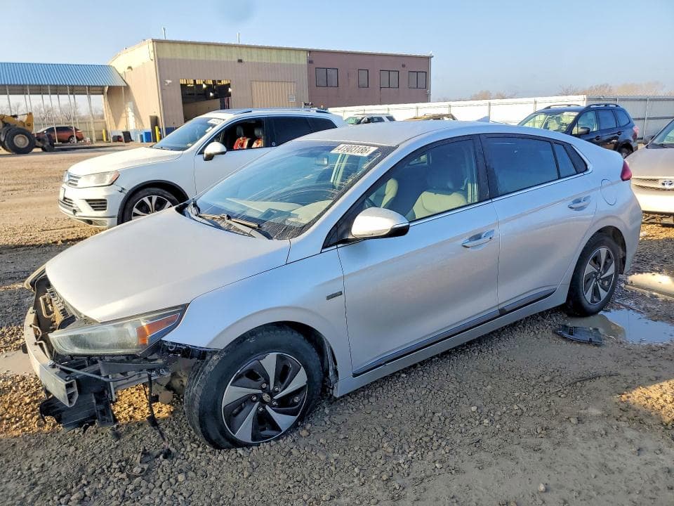 2017 HYUNDAI IONIQ HYBRID SEL - 1