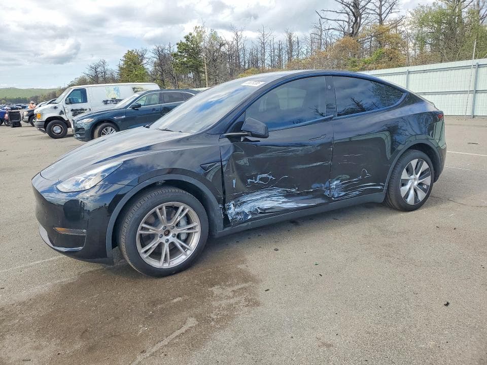 2024 TESLA MODEL Y - 1
