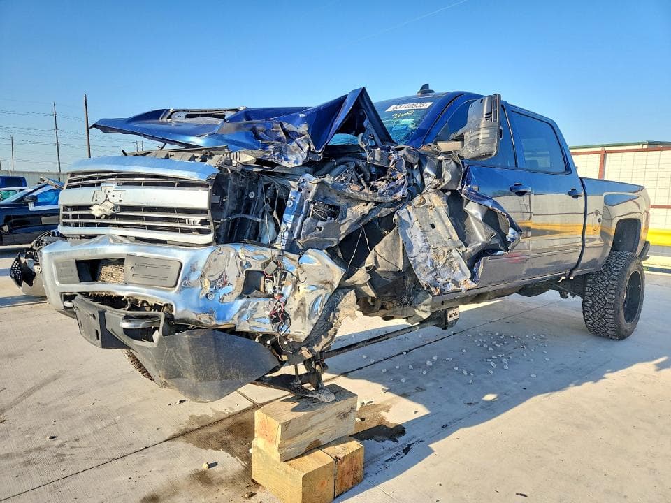 2019 CHEVROLET SILVERADO K3500 LTZ - 1