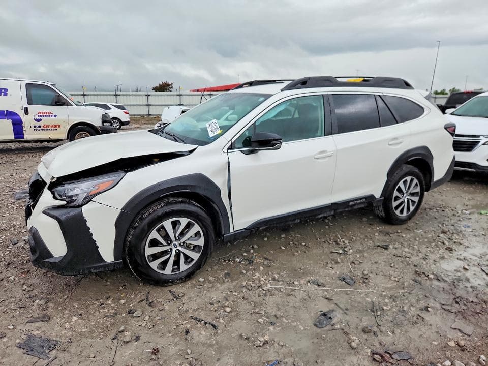 2025 SUBARU OUTBACK PREMIUM - 1