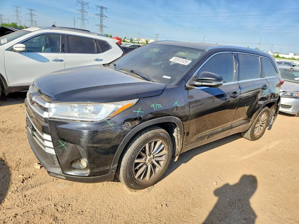 2019 TOYOTA HIGHLANDER XLE