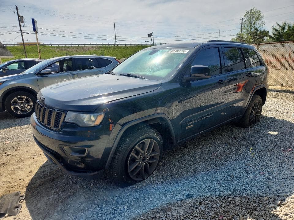 2017 JEEP GRAND CHEROKEE LAREDO - 1