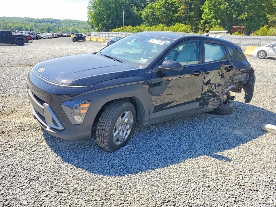 2024 HYUNDAI KONA SE