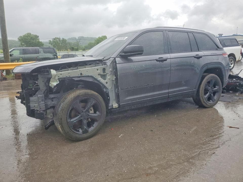 2023 JEEP GRAND CHEROKEE LAREDO - 1