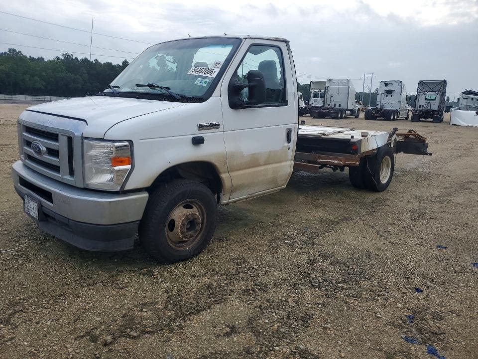 2022 FORD ECONOLINE E350 SUPER DUTY CUTAWAY VAN - 1