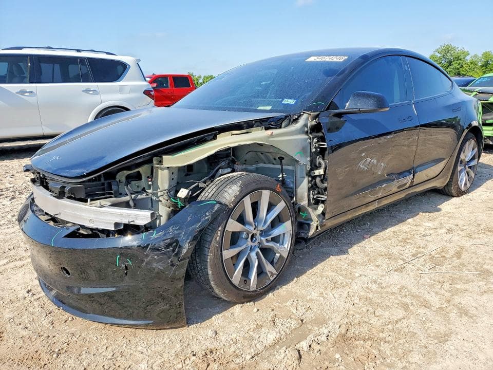 2025 TESLA MODEL 3 - 1