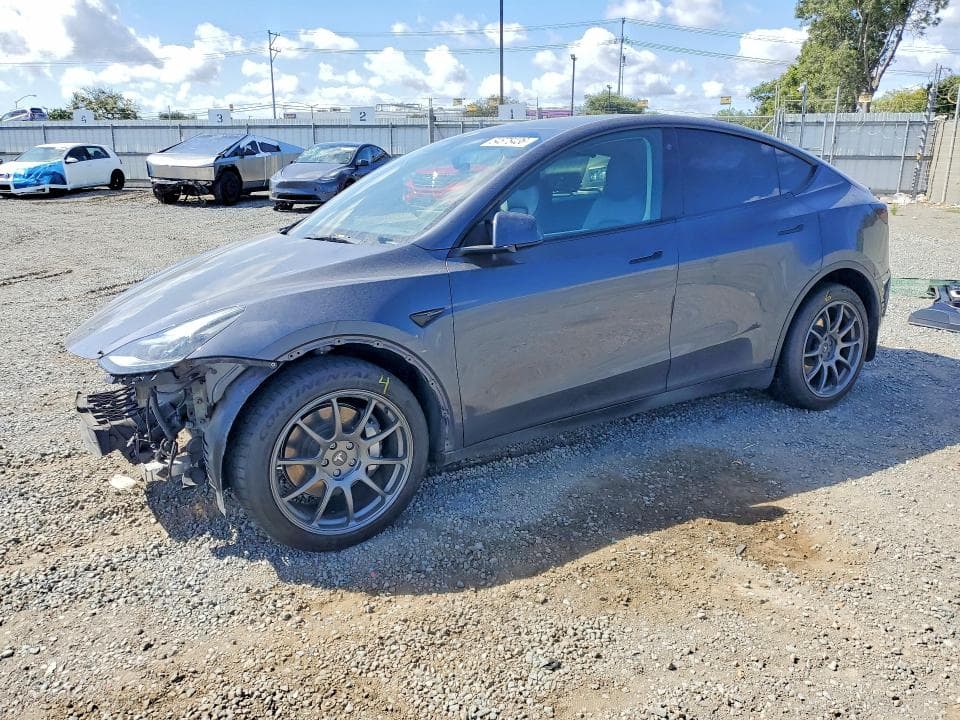 2023 TESLA MODEL Y - 1