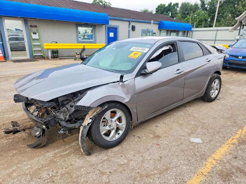2023 HYUNDAI ELANTRA SE - 1