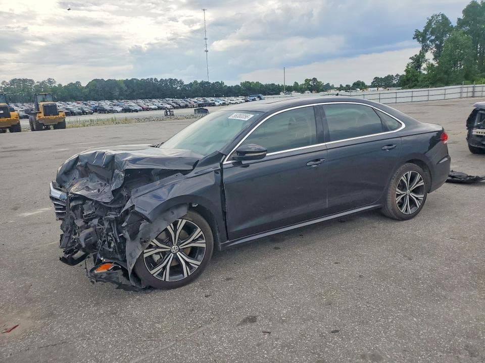 2021 VOLKSWAGEN PASSAT SE - 1